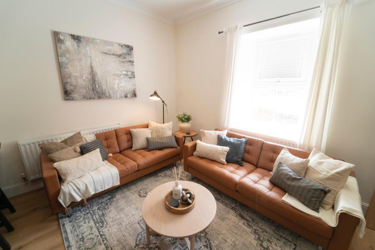 Foundry Farm Apartment เฮกแซม ภายนอก รูปภาพ